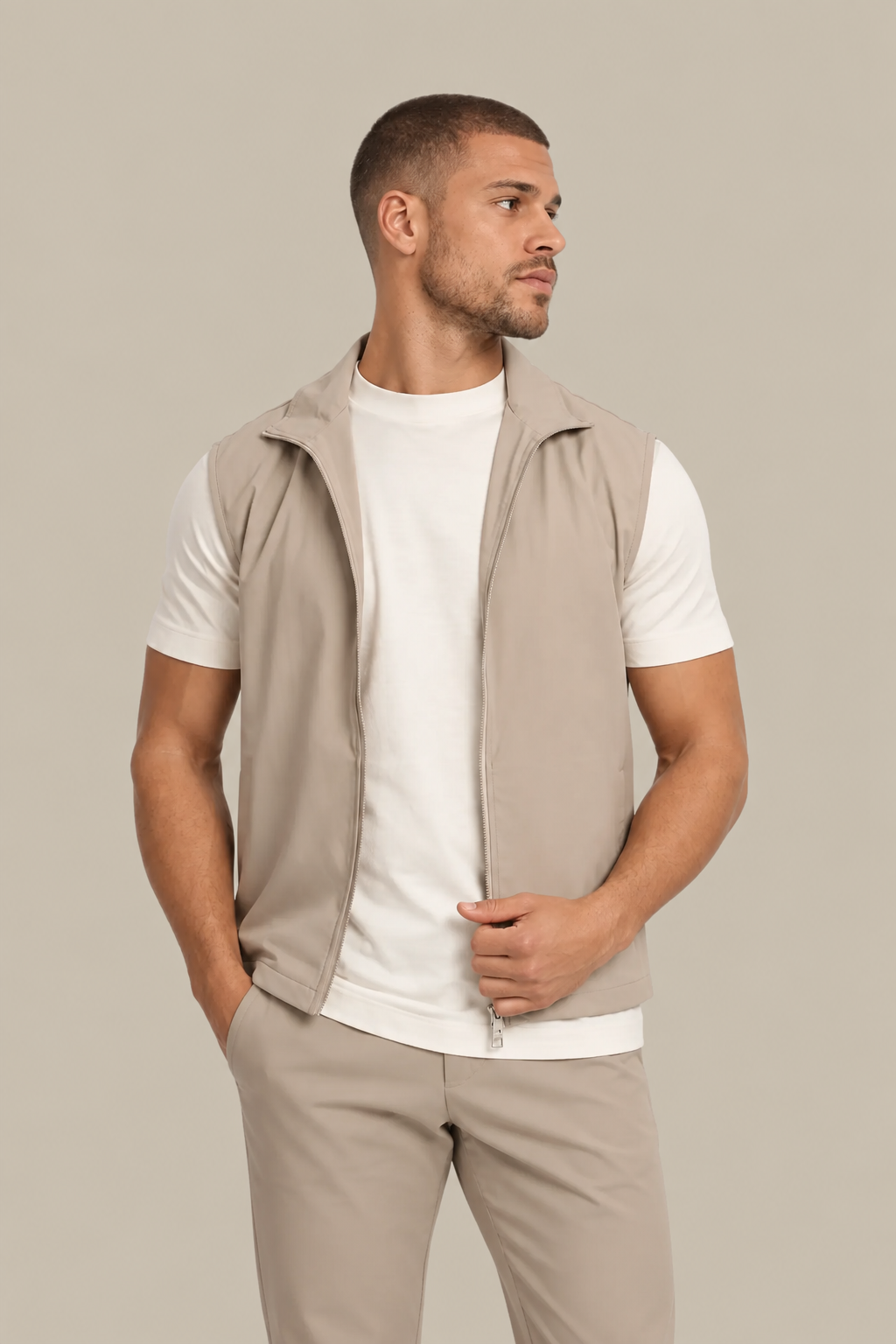 TECH GILET | LIGHT BEIGE